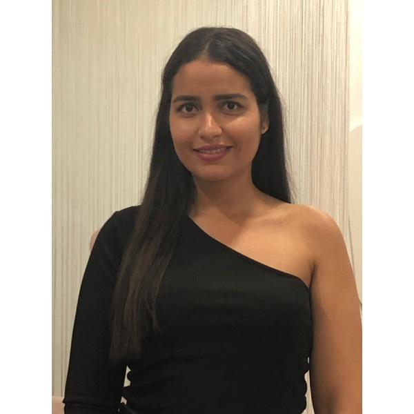 Clinictor - Dr Tamer Şakrak Kliniği - Miss Yasmine Khadi