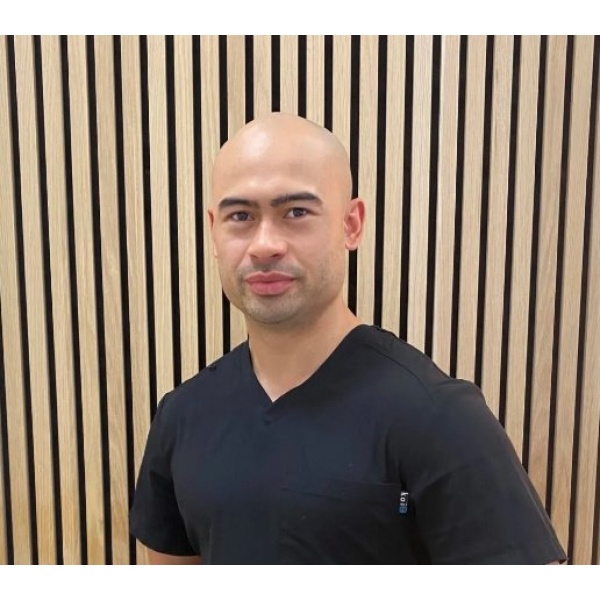 Clinictor - Freedom Care Clinic - Manchester - Mr Adrian Lee