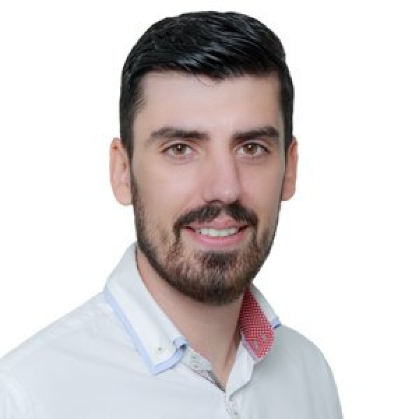 Clinictor - Dent Estet Clinic - Mr Andrei Stirbulescu