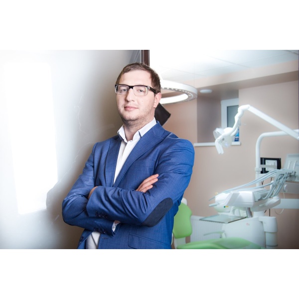Clinictor - Dubnova's Clinic Stomatotlogiya - Mr Artiom V Dubnov