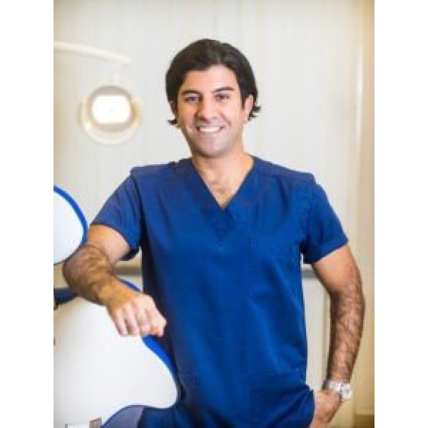 Clinictor - Dentium Implant Center - Mr Dr Hadi Dehghani