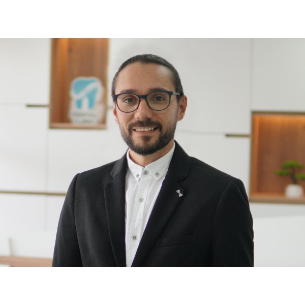 Clinictor - Center Dental Clinic - Mr Gökhan Demirok