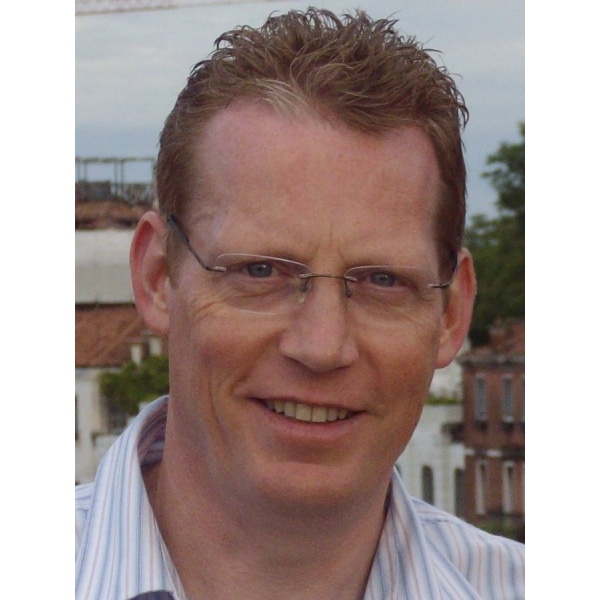 Clinictor - Toothworks - Mr Gus van Riessen