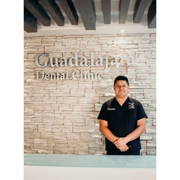 Clinictor - Guadalajara Dental Clinic - Mr Hovani Gavilanes