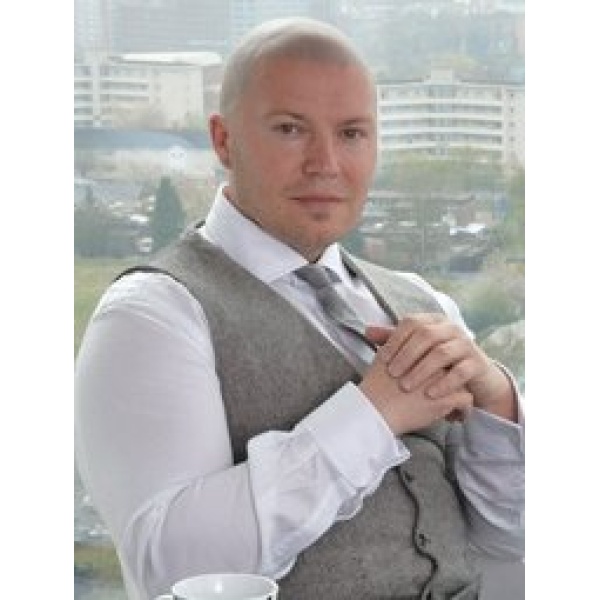 Clinictor - SCALP Clinic - Birmingham - Mr Ian Watson