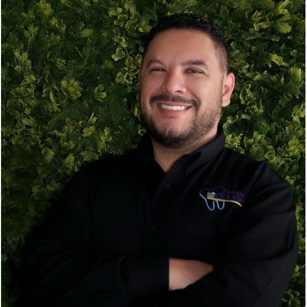 Clinictor - DENTAL 3 SMILES - Mr ITZHAK ROSENBERG