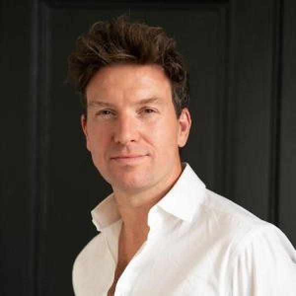 Clinictor - Park Chambers Dental Practice - Mr John  Blythe