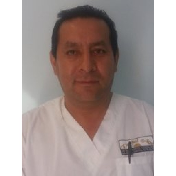 Clinictor - The McMillan Dental Clinic - Mr Juan Eduardo Flores Mancilla