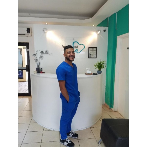 Clinictor - America Dental Clinic - Mr Julio Cesar Lambarria Rangel
