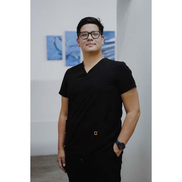 Clinictor - united dental care - Mr Julio  Leones