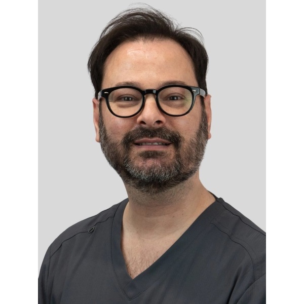 Clinictor - Ferndale House Dental Practice - Mr Leo Duran