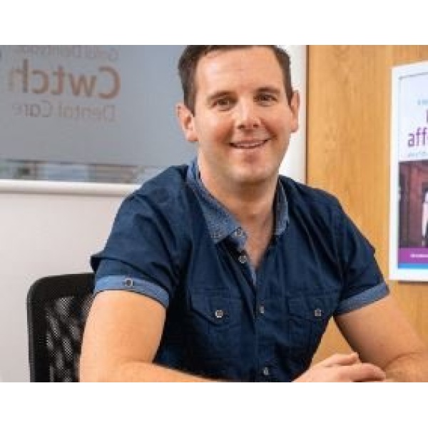 Clinictor - Cwtch Dental Care - Mr Owen Evans