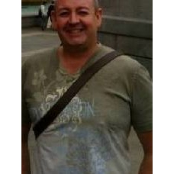 Clinictor - Refresh Injections - Mr Richard Holland