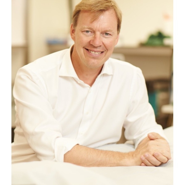 Clinictor - Aesthetic surgery Antwerp Robin Van Look - Mr robin van look