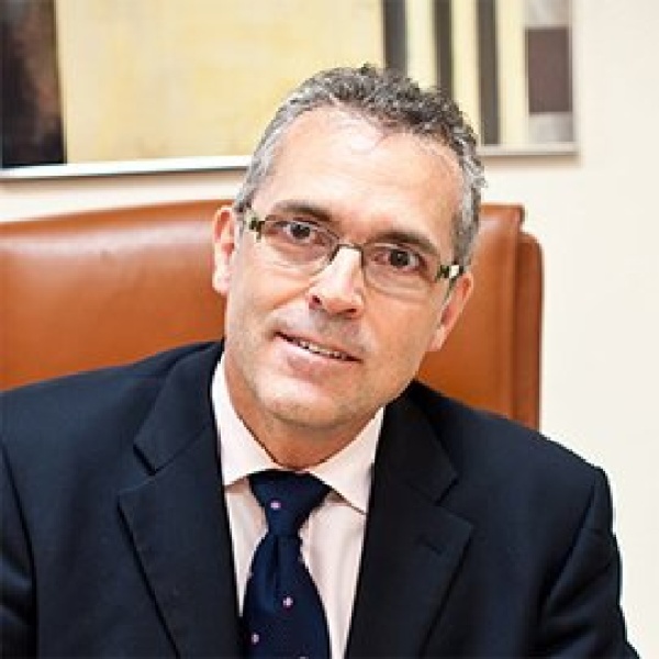 Clinictor - Tonic Surgery Dubai - Mr Simon Dexter