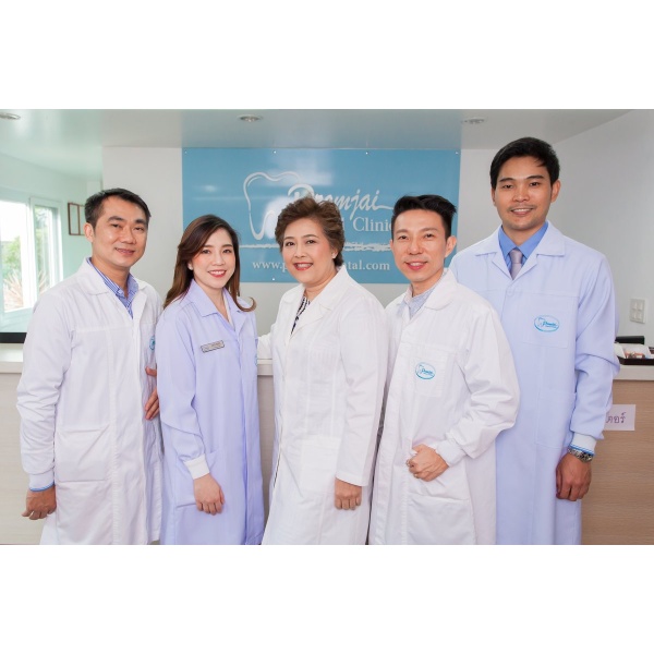 Clinictor - New Smile Dentist Bangkok - Mr Somdul Manpiankarn