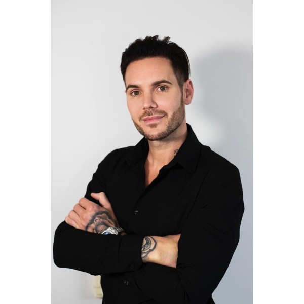 Clinictor - Bristol Cosmetic Clinic - Mr Spencer Delbridge