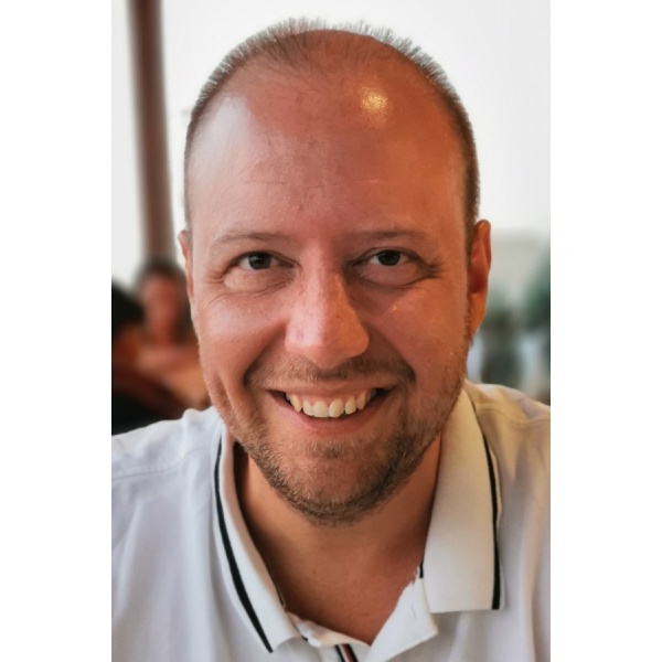 Clinictor - Hungary Dental Implant - Budapest - Mr Viktor Hajko