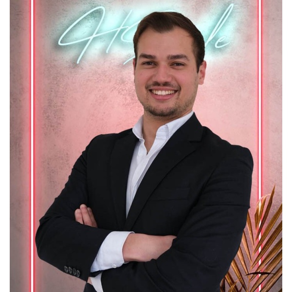Clinictor - HSmile Dental Clinic - Mr Zaurez Hafeez