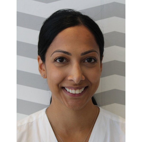 Clinictor - The Dentist Balham - Mrs Dheepthi Jana
