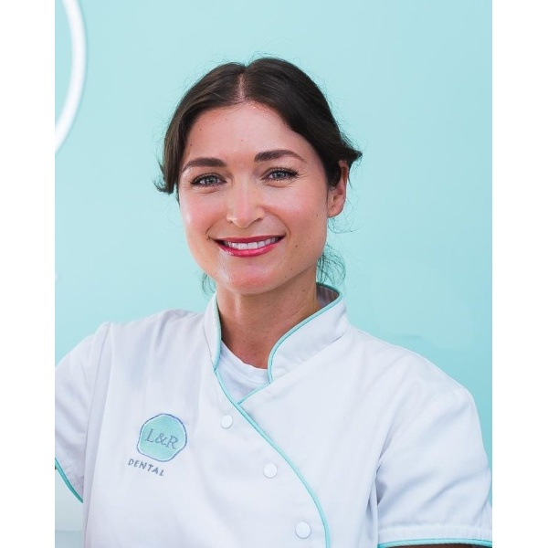 Clinictor - L & R Dental - Mrs Emma Horton