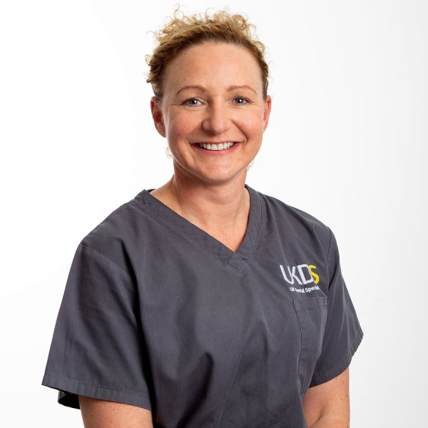 Clinictor - UK Dental Specialists - Mrs Helen  Howarth
