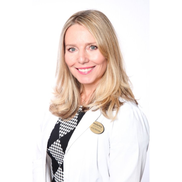 Clinictor - Skin Revision - Mrs Jacqui Bannister