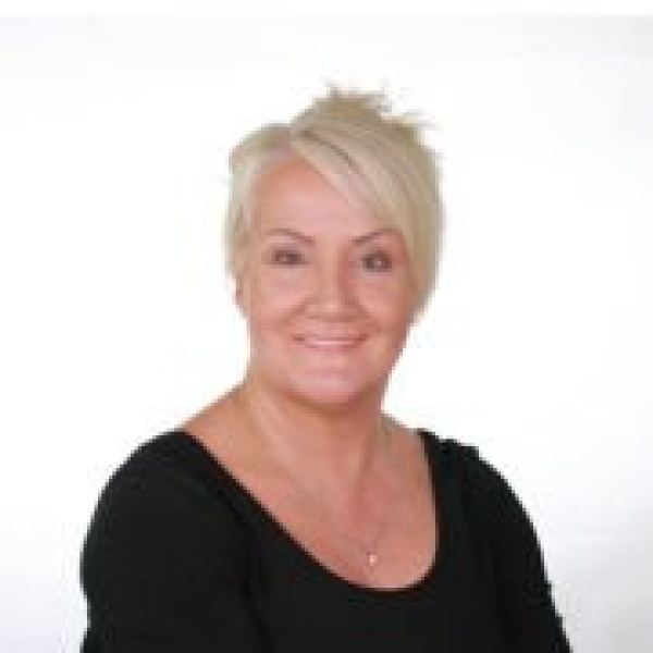 Clinictor - Tonic Cosmetic & Weight Loss Surgery Nottingham - Mrs Kay Franklin