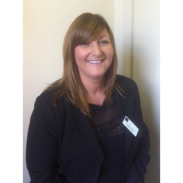Clinictor - Dentistry on the Square - Mrs Lorraine Wilson