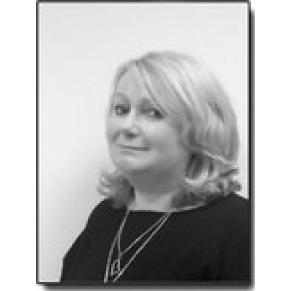 Clinictor - Ridgeway Dental - Mrs Lyn Harding