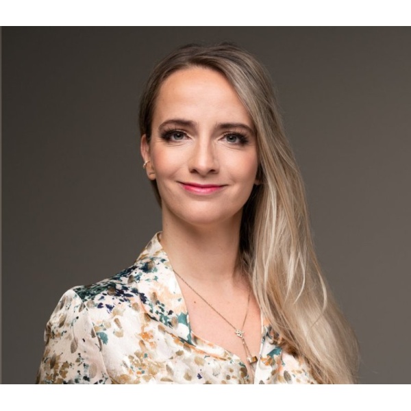 Clinictor - Your help to Beauty - Mrs Maria L.