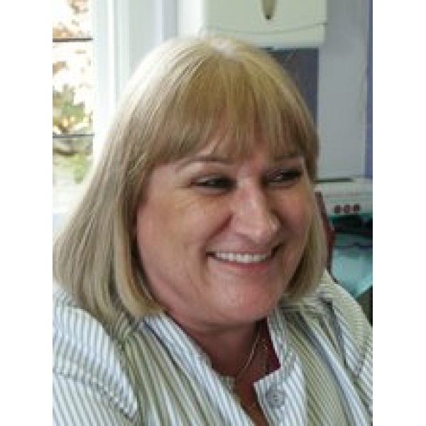 Clinictor - The Hertfordshire Centre for Dentistry - Mrs Tessa Lenard