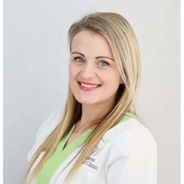 Clinictor - Farfaras Dental Clinic - Ms Agnes Szabo Farfara
