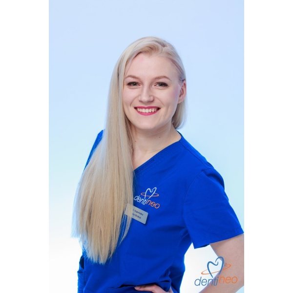Clinictor - Dentineo - Ms Anna Brokos