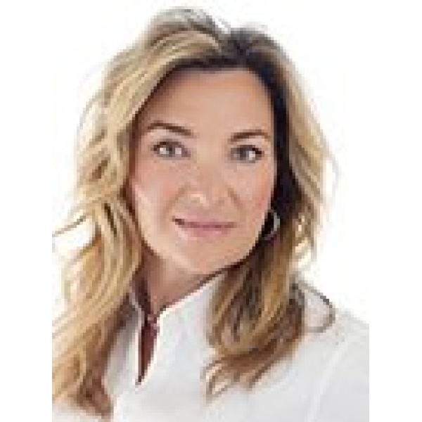 Clinictor - Age Management Institute-Canmore - Ms Connie Armstrong