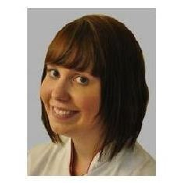 Clinictor - Smile Design Centre - Ms Courtney Lee