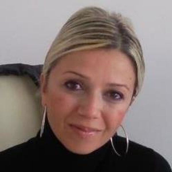 Clinictor - Dr.Hakan Güney - Ms Ebru Alev Çakirlar
