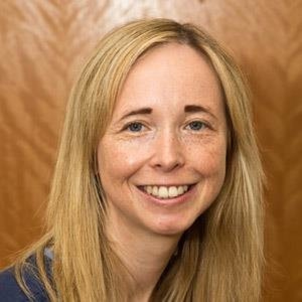 Clinictor - Bluewater Dental - Ms Gayle Bonar