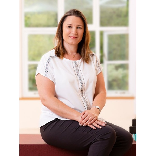 Clinictor - Viney Hall Physiotherapy - Ms Helen Hayes