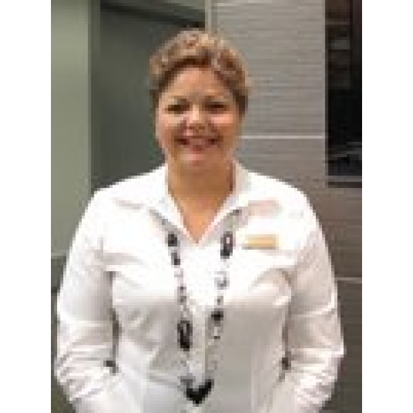 Clinictor - Dr. Derek Woolner - Northwest Dermatology and Laser Centre - Ms Helen