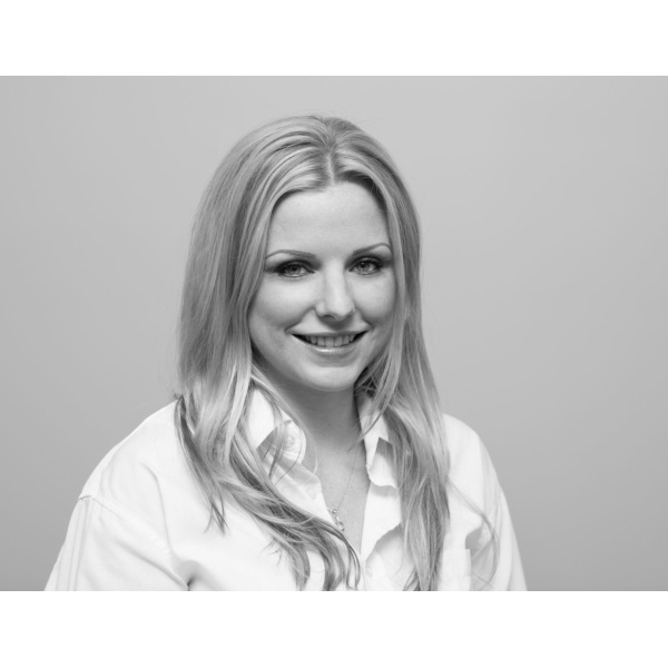 Clinictor - Facial Surgery and Cosmetic Centre of Ottawa - Ms Jennifer M