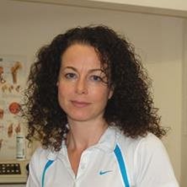 Clinictor - Bramhall Park Physiotherapy Clinic - Ms Julie Davidson