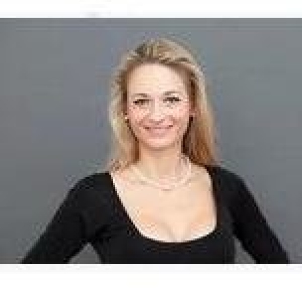 Clinictor - Ortho Center Professor Lill Munchen - Ms Olena Lill