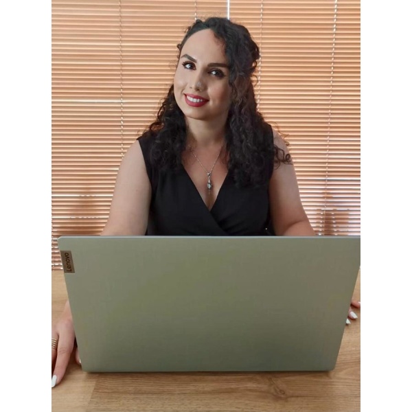 Clinictor - Dora Cure - Ms Samira  Kazemi