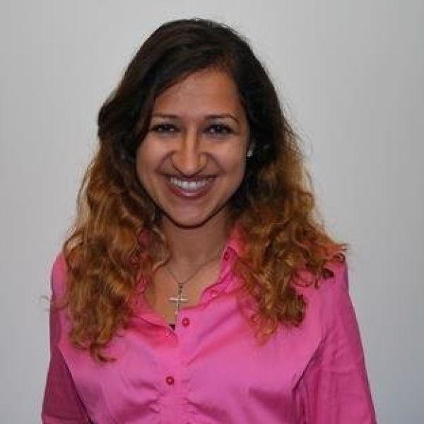 Clinictor - Station House Dental Care - Ms Sarah Metias