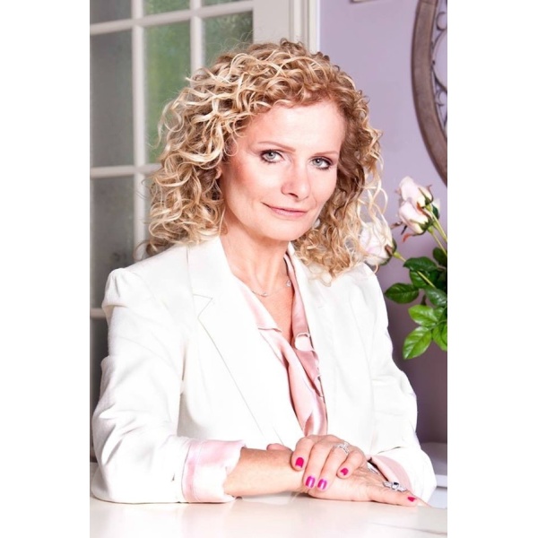 Clinictor - Younger Body MediSpa - Ms Sylvia Grossman
