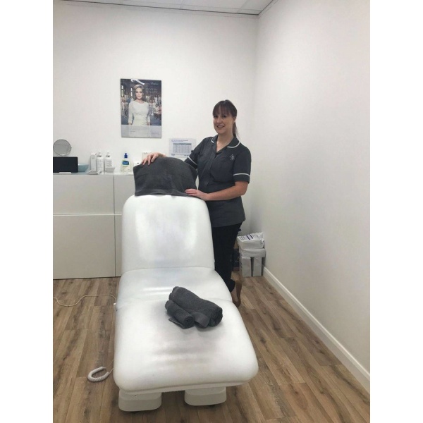 Clinictor - Age Repair Aesthetic Clinic - Ms Vikki Schoeman