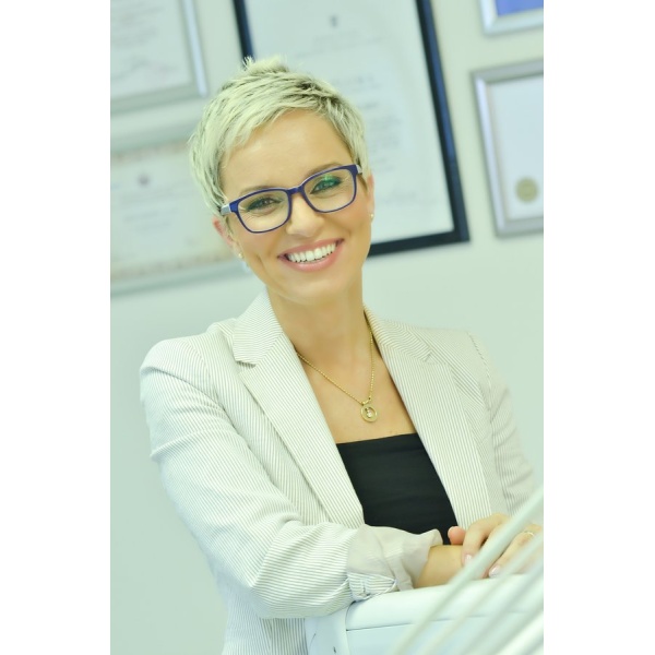 Clinictor - Art Dental - Nina Varljen Nikolic