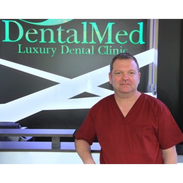 Clinictor - DentalMed Luxury Dental Clinic - Prof Adrian Kahn
