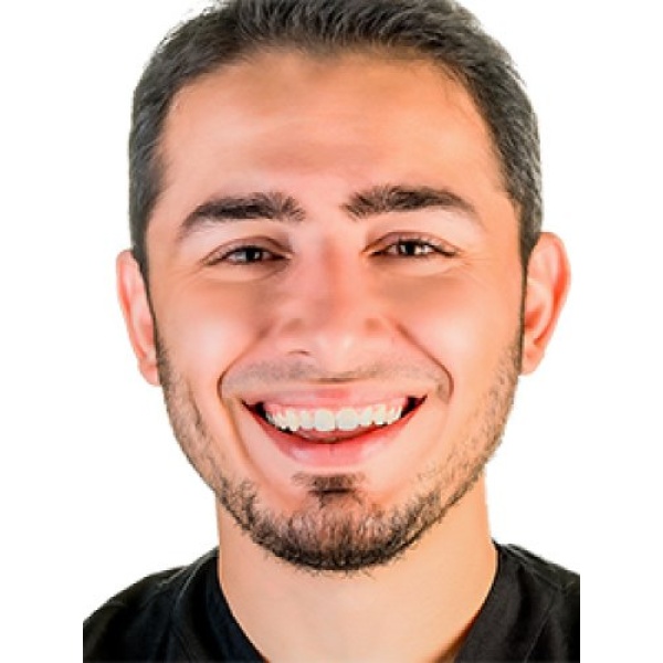 Clinictor - Tülay Akkol Dental Center - Serdar Şi̇mşek